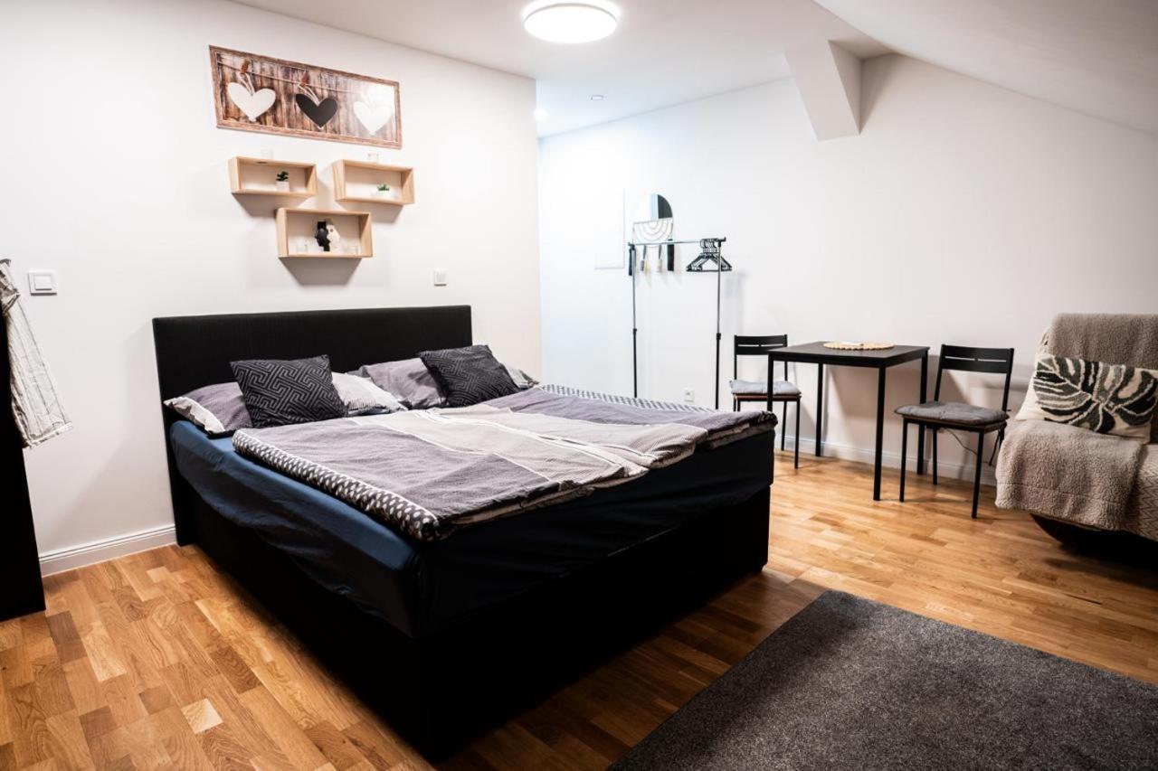 Apartmán Exclusive Apartman Prague Jecna Exteriér fotografie
